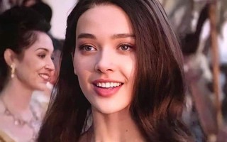 Công chúa Vanessa trong Nàng Tiên Cá: Nhan sắc nổi bật, phong cách cuốn hút khiến dân mạng khen ngợi