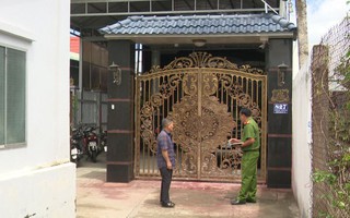 Tiệm bánh của người phụ nữ bị ném dầu nhớt trộn mắm tôm vì chồng cũ vay nợ