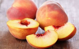 Ăn quả đào rất tốt, chống cả ung thư nhưng những người sau nên tránh xa kẻo 'rước họa vào thân'