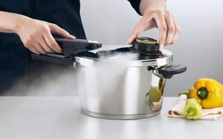 Nồi áp suất cơ - Mối nguy hiểm rình rập trong bếp nếu dùng không đúng cách?