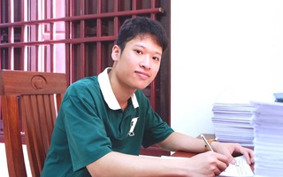 Thủ khoa khối B thần tượng Messi, mong viết tiếp giấc mơ làm bác sĩ của mẹ