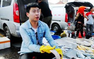 Là chủ cửa hàng hải sản nhưng lại đi mua tôm ở chỗ khác về ăn, người đàn ông nhận bài học nhớ đời vì bị phạt hơn 36 triệu đồng