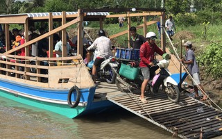 Hơn 100m đường ở Cà Mau biến mất trong đêm
