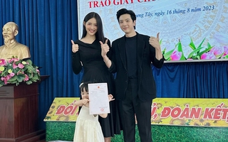 Trương Mỹ Nhân và Phí Ngọc Hưng nhận giấy đăng ký kết hôn, chính thức nên duyên vợ chồng
