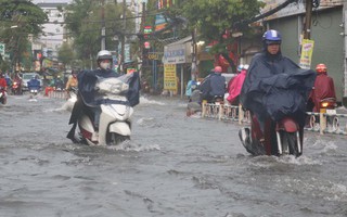 Vì sao TP HCM cứ mưa là hay bị ngập?
