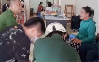 Nhóm người tự xưng "bông hồng đen" tổ chức lấy máu của nhiều học sinh để làm gì?