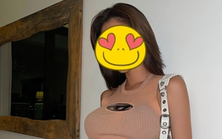 Có con năm 18 tuổi, người mẫu tưởng cả đời chỉ biết làm mẹ giờ trở thành “cô giáo” của loạt Hoa hậu, Á hậu đình đám