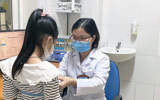 Cảnh báo gia tăng dậy thì sớm ở trẻ