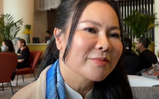 Vợ CEO hơn 7 tuổi của diễn viên Quý Bình đáp trả khi bị soi mói ảnh mừng tuổi mới nhưng không có mặt chồng