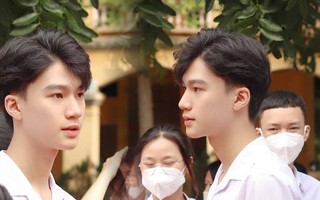 Nam sinh được xin info nhiều nhất ngày khai giảng vì quá điển trai: Cao 1m77, ảnh đời thường càng gây bão