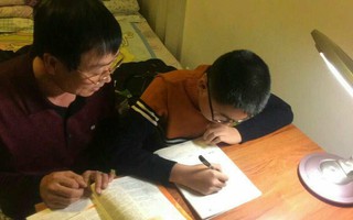 Phụ huynh ở Hà Nội chia sẻ: Tôi hối hận khi cho con học trường chuyên, hội phụ huynh đọc xong tranh cãi dữ dội