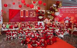 Hội mẹ bỉm và em bé đến từ Quảng Ngãi ''tạo trend" đón Tết 2024, xu hướng ''off team'' sẽ phát triển trong năm mới