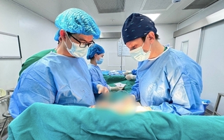 Gặp họa sau tiêm 'dung dịch tiêu mỡ'