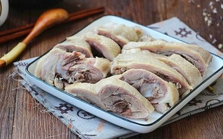 6 nhóm người nên hạn chế ăn thịt vịt
