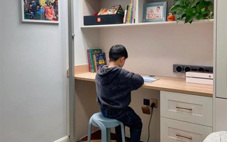 Thương con học vất vả, phụ huynh Trung Quốc bị "dắt mũi" bởi món đồ này: Đắt xắt KHÔNG ra miếng!