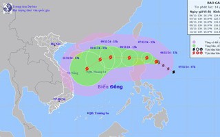 Bão Yinxing giật cấp 17 vào gần Biển Đông
