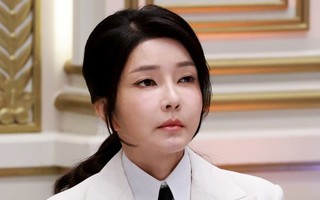 Phim về Đệ nhất phu nhân Hàn Quốc ăn khách