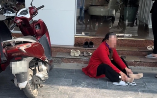 Người phụ nữ với khuôn mặt biến dạng gào khóc trước thẩm mỹ viện: Chuyện gì đã xảy ra?