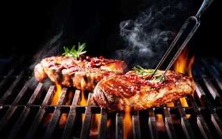 Thịt đỏ tốt cho sức khỏe như thế nào với phụ nữ? Lời khuyên của chuyên gia về chuyện ăn thịt đỏ