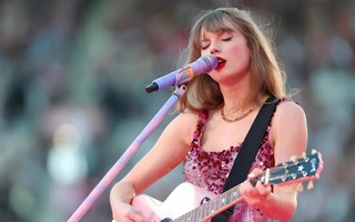 Bí mật ăn uống của "công chúa nhạc đồng quê" Taylor Swift: Đi tour khỏe mạnh, hát hơn 40 bài không thấy mệt