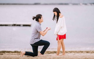 Vừa nhận lời cầu hôn, bạn gái bắt ký hợp đồng sang tên nhà, nộp lương