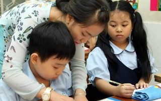 "Không cho con học trước lớp 1, nhiều người nói tôi như người ngoài hành tinh"