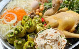 Gỏi gà măng cụt lại sốt, bà nội trợ chen nhau lên chợ mạng gom măng cụt xanh