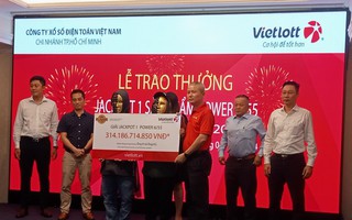 Hai người đến từ TP HCM cùng nhận giải Jackpot 1 trị giá 314 tỉ đồng của Vietlott