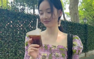 1 thời điểm uống cà phê khiến lượng đường trong máu dễ mất kiểm soát, người càng trẻ càng thích làm