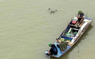 Rộ tin đồn hai nữ sinh nhảy cầu ở Bắc Ninh bị cấm thi lớp 10 nên nghĩ quẩn, Phòng Giáo dục nói gì?