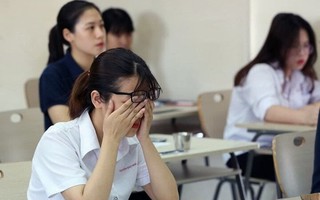 Nhiều sĩ tử "cày ngày cày đêm" ôn thi nước rút ngày thi tốt nghiệp THPT cận kề