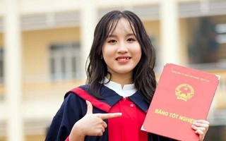 Nữ thủ khoa lớp 10 ở Hải Phòng đạt 49/50 điểm