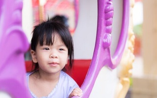 Trẻ có 3 dấu hiệu này chứng tỏ cha mẹ có tính cách, thái độ sống cực kì đáng học hỏi