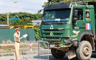 Vụ 4 mẹ con tử vong sau tai nạn liên hoàn ở Hà Nội: Xe tải "hổ vồ" chở quá tải, tài xế dương tính ma túy