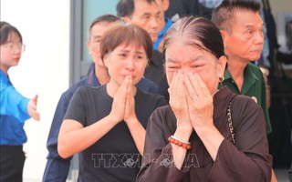 Xúc động hình ảnh người dân bày tỏ niềm tiếc thương vô hạn với Tổng Bí thư Nguyễn Phú Trọng