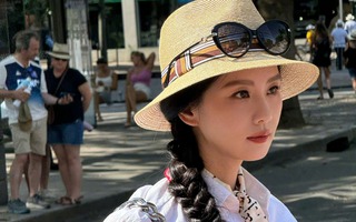 Ba set đồ "nữ thần" Lưu Thi Thi diện ở Olympic Paris xinh đẹp quá, mặc vừa trẻ lại thanh lịch