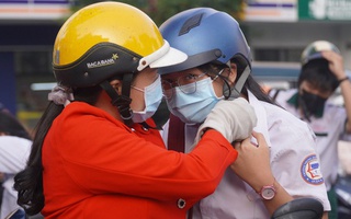 Học sinh trượt 3 nguyện vọng lớp 10: “Con đã cố gắng lắm rồi!”