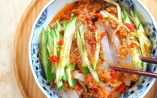 Trời nóng làm ngay món ăn này: Cực dễ mà hương vị mát lạnh, ngon miệng ăn 2 bát cũng không thấy đủ!