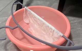 Khi bật điều hòa, hãy để 3 thứ này trong phòng