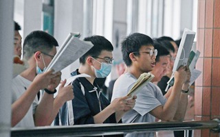 Nhiều sĩ tử hoang mang trước đề xuất mới của Bộ GD-ĐT, chưa vào năm học mà đã nghe nhiều tin "sét đánh ngang tai"