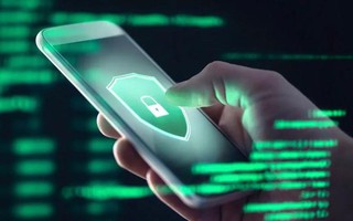 Thêm một phụ nữ bị "hack" tiền tỷ trong tài khoản ngân hàng