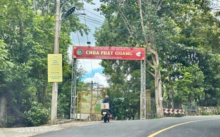 Chùa Phật Quang do ông Thích Chân Quang làm trụ trì có 35 công trình xây dựng không phép