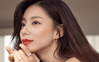Mỹ nhân đổi đời nhờ cái quỳ gối của ông trùm giải trí, khiến cả showbiz sốc nặng bây giờ ra sao?