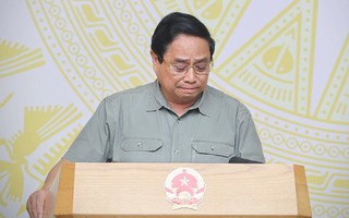 Thủ tướng nghẹn giọng, bật khóc khi nói về mất mát, thiệt hại của người dân, của đất nước