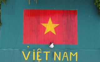 Khi mỗi trái tim người Việt luôn có cờ đỏ sao vàng