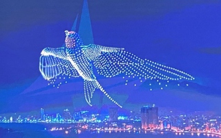 Hà Nội dừng trình diễn drones nghệ thuật nhân kỷ niệm 70 năm giải phóng Thủ đô