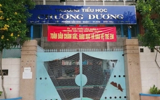 Vụ cô giáo xin “hỗ trợ laptop” ở TP.HCM: UBND quận 1 chỉ đạo khẩn