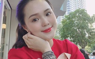 Vợ Duy Mạnh dát đồ hiệu lên người