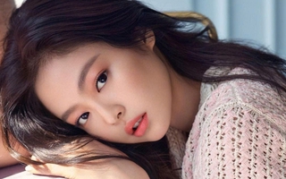 Jennie: "Tôi nhớ những khoảnh khắc ngớ ngẩn của BLACKPINK"