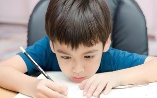 Bố mẹ biết không: Khoa học chỉ ra, 3 bộ phận sau trên cơ thể trẻ càng to càng chứng tỏ thông minh!